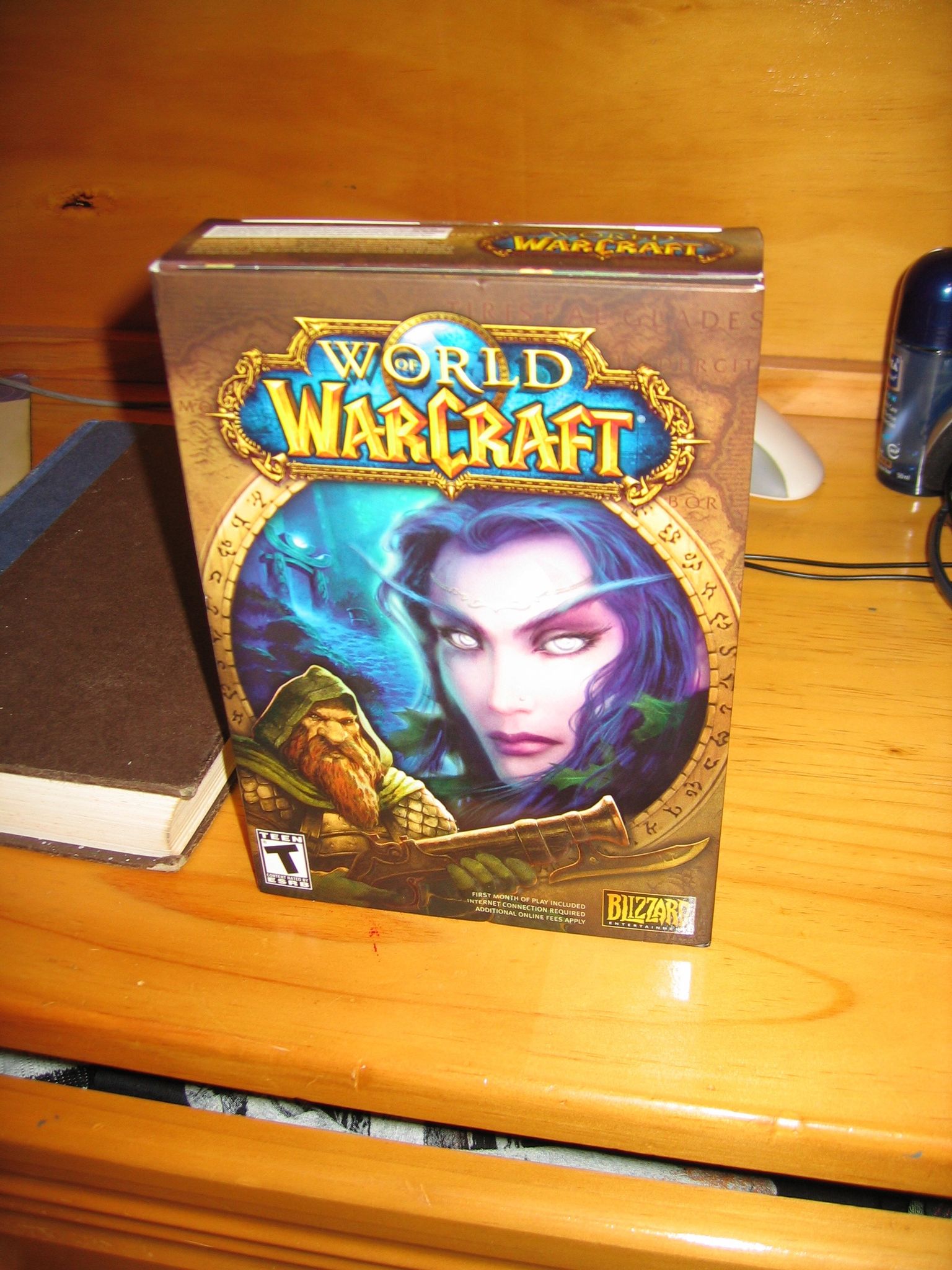 A photo of the box of the original World of Warcraft.