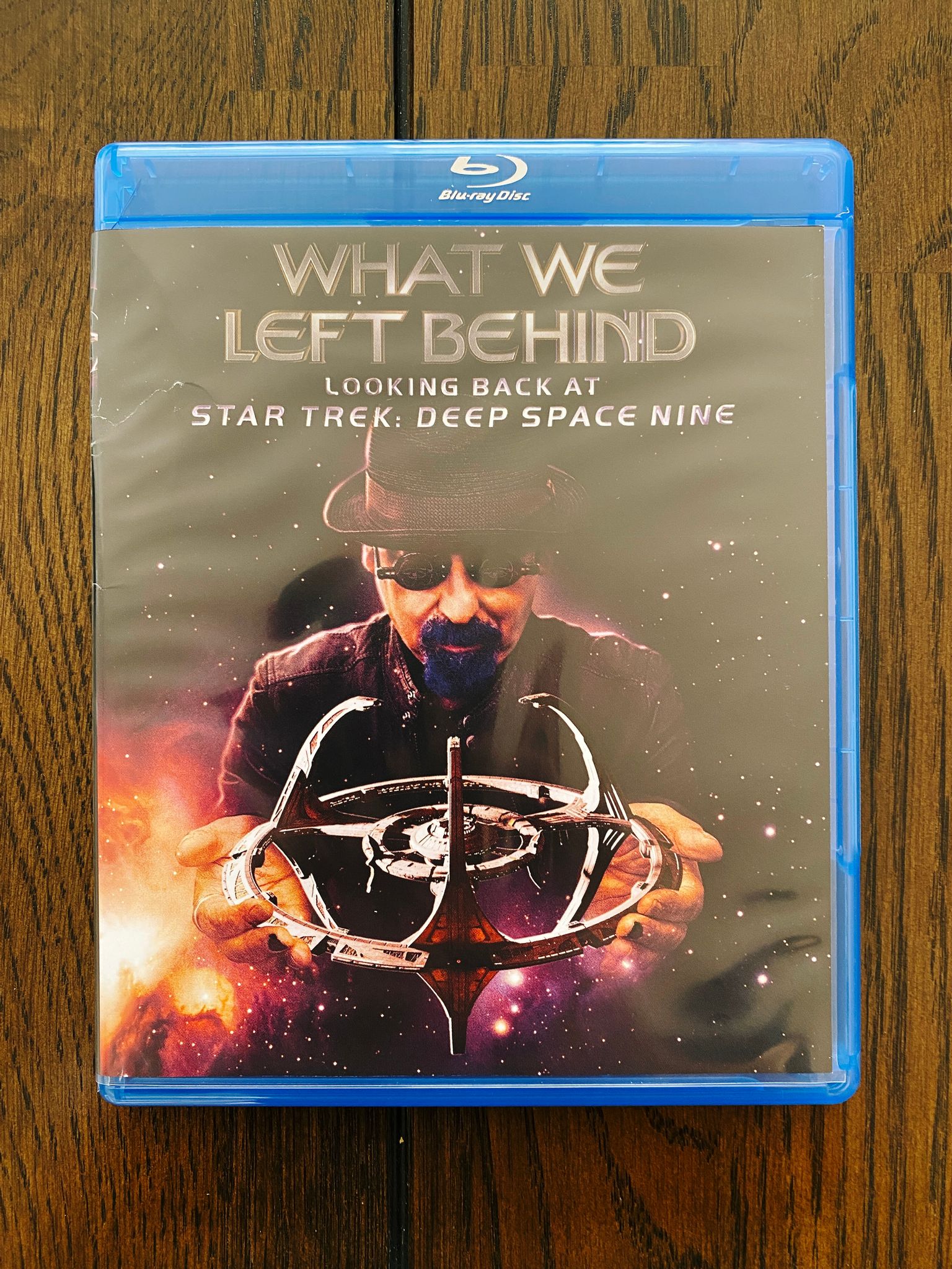 A photo of the Blu-ray "What We Left Behind", a documentary about Star Trek: Deep Space Nine.