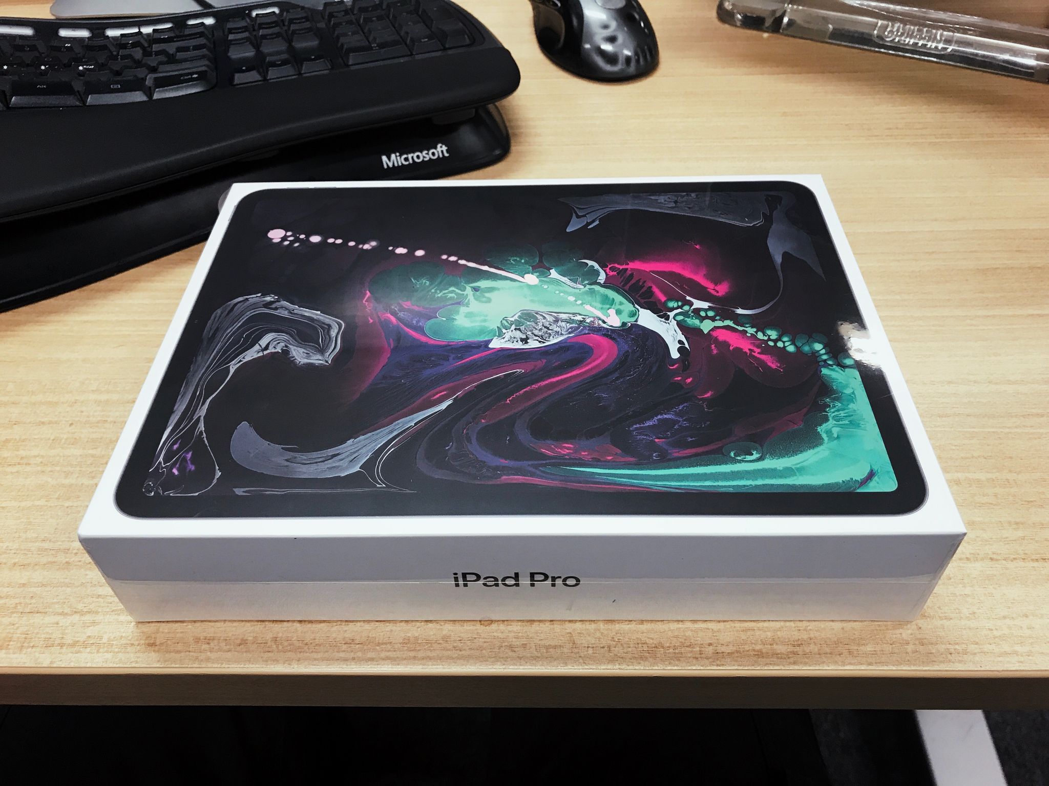 A photo of my brand-new 11" iPad Pro.